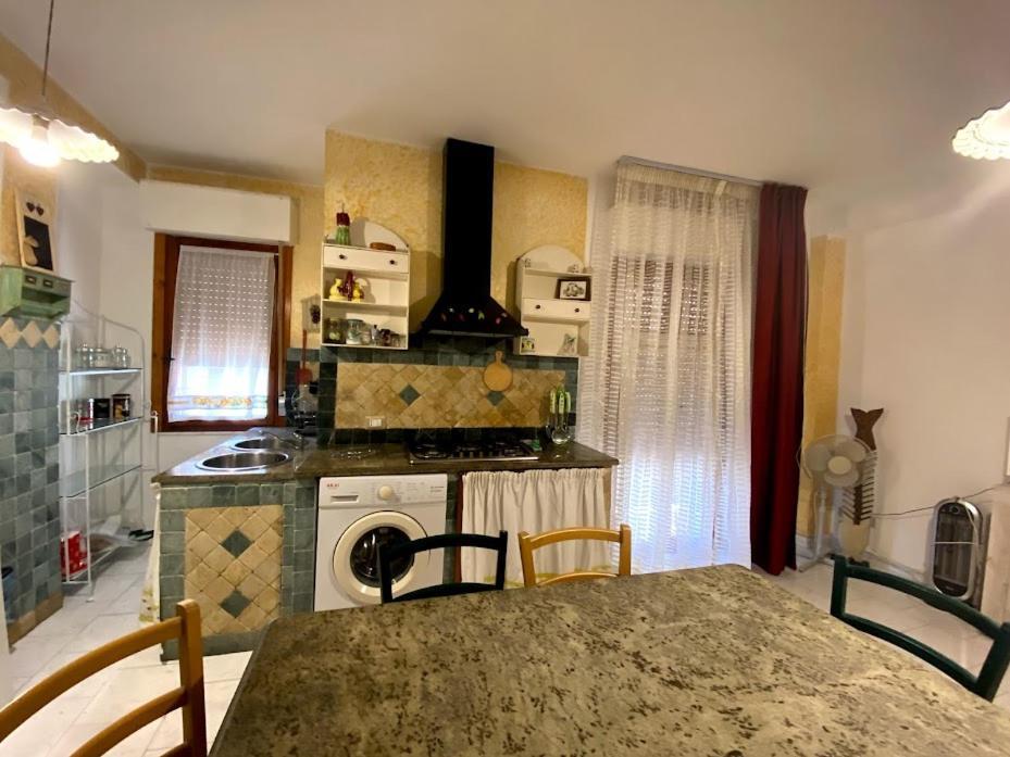 Casa Vacanze Margherita ปอร์โตตอร์เรส ภายนอก รูปภาพ